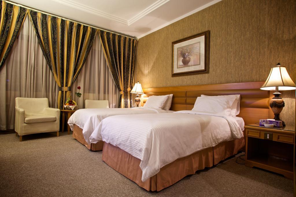 New Park Hotel Кувейт Экстерьер фото