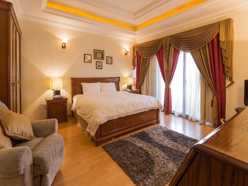New Park Hotel Кувейт Экстерьер фото